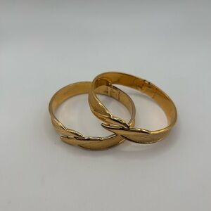 6.75" Monet Gold Tone Cuff Bangle Set- Whale Dolphin SIGNED
